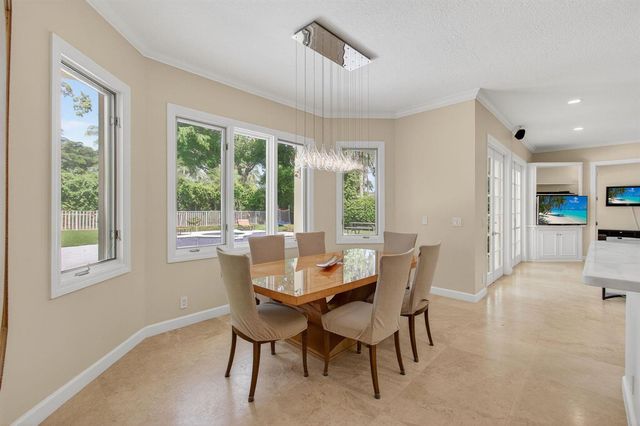 6167 NW 23rd Way, Boca Raton, FL 33496