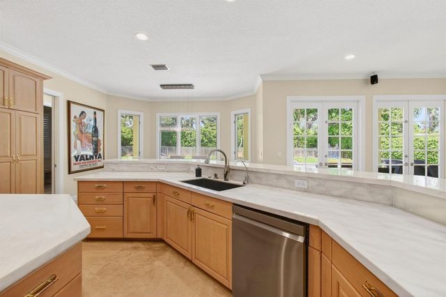 6167 NW 23rd Way, Boca Raton, FL 33496