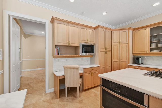 6167 NW 23rd Way, Boca Raton, FL 33496