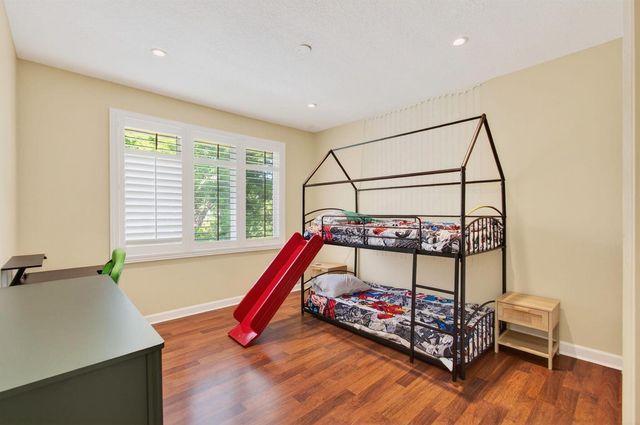 6167 NW 23rd Way, Boca Raton, FL 33496