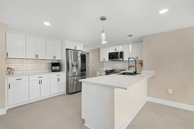 5813 CHAPMAN DRIVE, New Port Richey, FL 34652