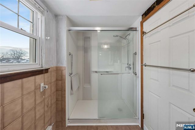 305 Hillside Road, Elizabeth, NJ 07208