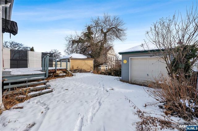 305 Hillside Road, Elizabeth, NJ 07208