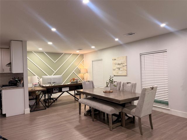 1608 Parkside Dr, Pasadena, TX 77502