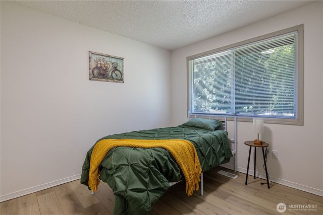 28114 22nd Avenue E, Spanaway, WA 98387