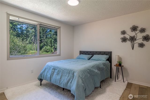 28114 22nd Avenue E, Spanaway, WA 98387