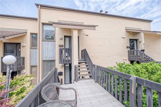 2034 Swallow Hill Rd 220, Scott Twp, PA 15220