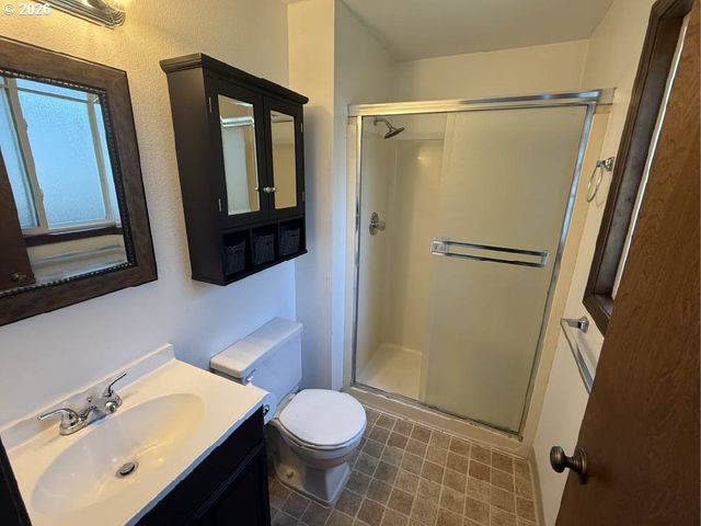 3321 Se 12th, Gresham, OR 97080