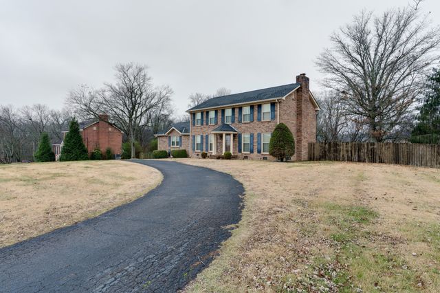 103 Crosspointe, Hendersonville, TN 37075