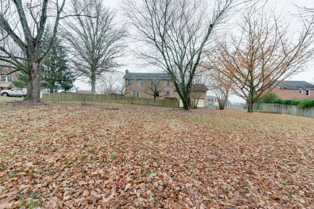 103 Crosspointe, Hendersonville, TN 37075