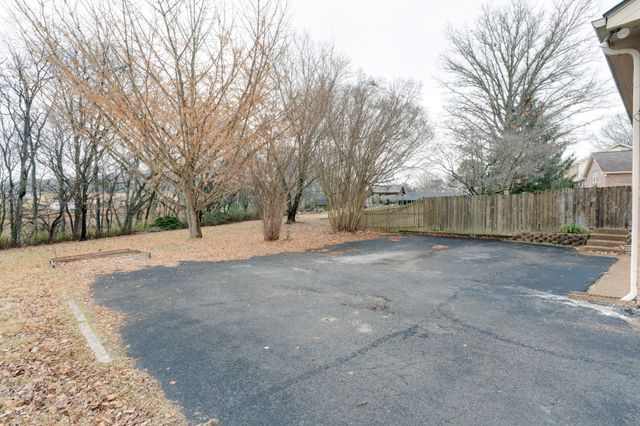 103 Crosspointe, Hendersonville, TN 37075