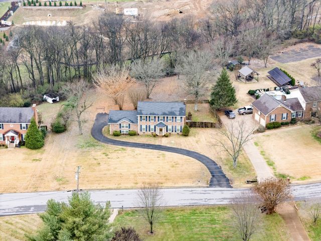 103 Crosspointe, Hendersonville, TN 37075