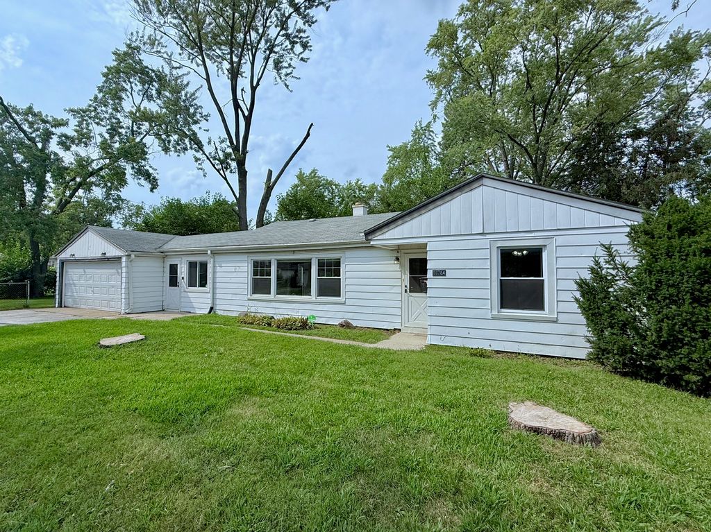 16784 Crane Avenue, Hazel Crest, IL 60429
