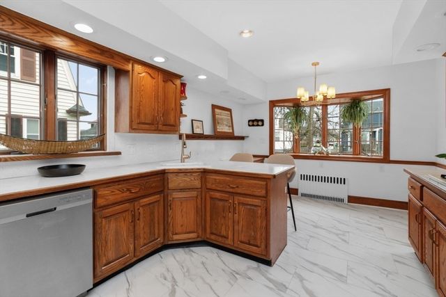 19 Bass St, Quincy, MA 02170