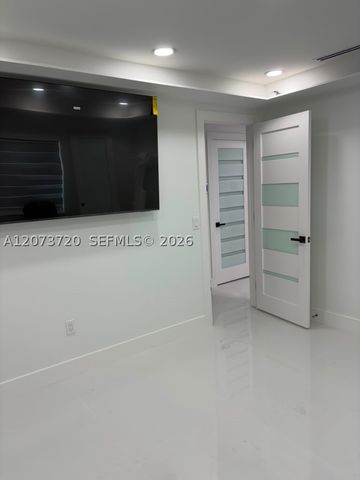 464 Minola Dr, Miami Springs, FL 33166