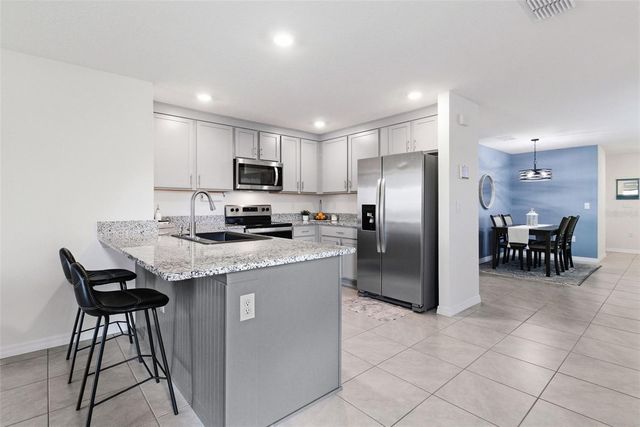 3718 MANNERED GOLD AVENUE, Bradenton, FL 34208