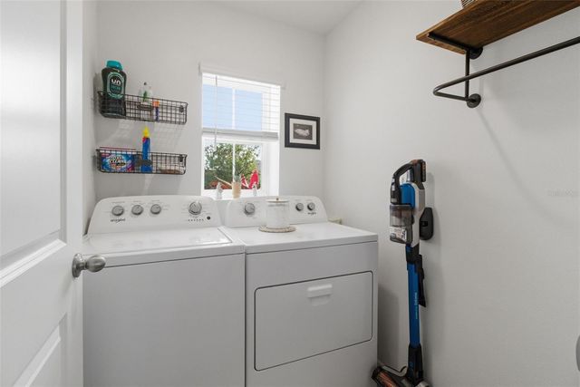 3718 MANNERED GOLD AVENUE, Bradenton, FL 34208