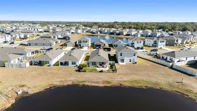 3718 MANNERED GOLD AVENUE, Bradenton, FL 34208