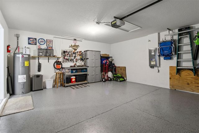 3718 MANNERED GOLD AVENUE, Bradenton, FL 34208