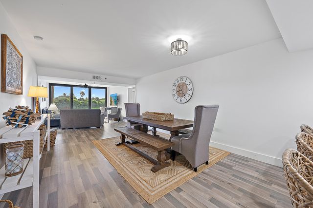 101 S Seas Drive 105, Jupiter, FL 33477