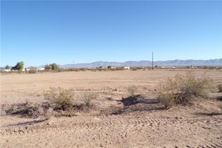 S1/2 of Lot 10 S Egar Road, Golden Valley, AZ 86413