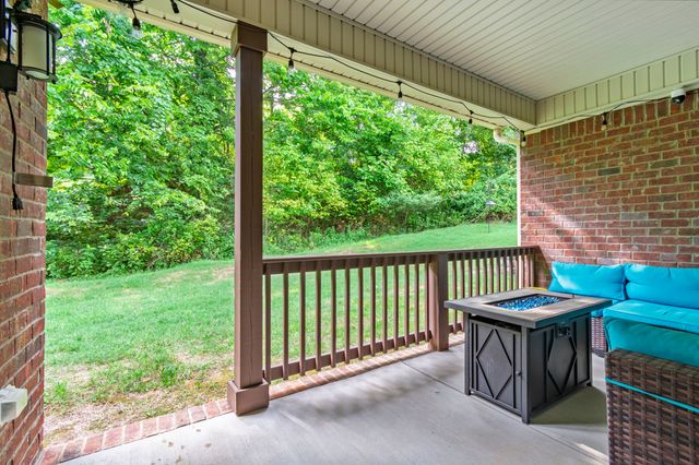 104 Nickolas Circle, Lebanon, TN 37087