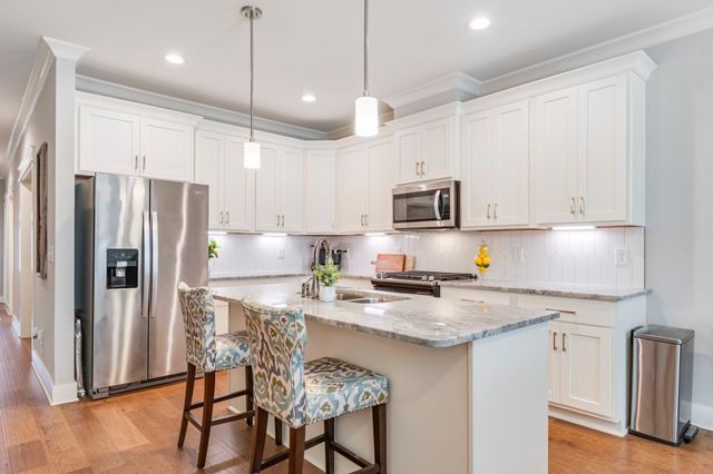 104 Nickolas Circle, Lebanon, TN 37087