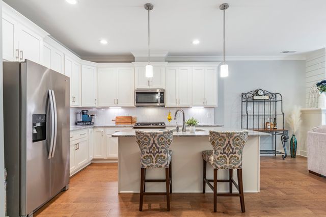 104 Nickolas Circle, Lebanon, TN 37087