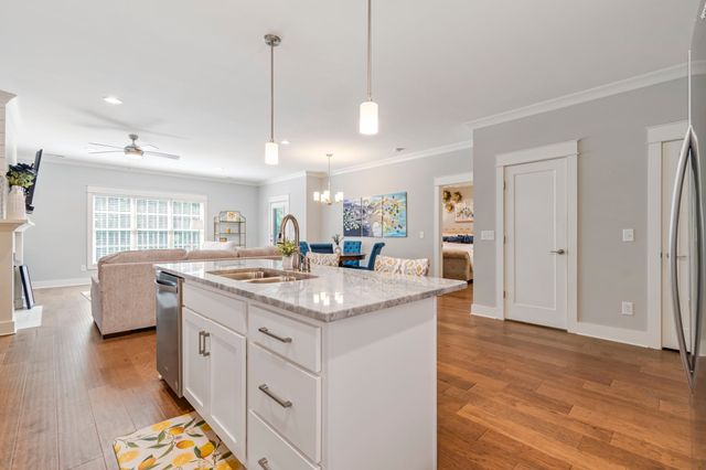 104 Nickolas Circle, Lebanon, TN 37087