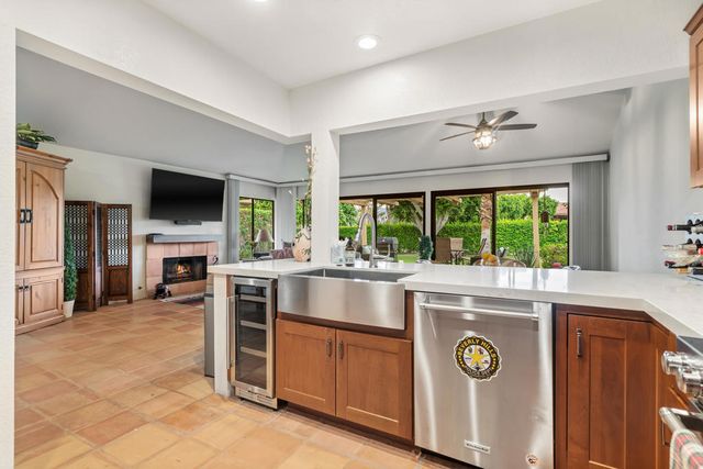 41545 Woodhaven Drive E, Palm Desert, CA 92211