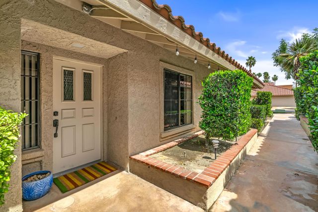 41545 Woodhaven Drive E, Palm Desert, CA 92211
