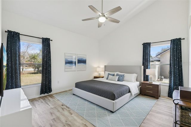 1004 MEGAN LYNN COURT, St Cloud, FL 34772