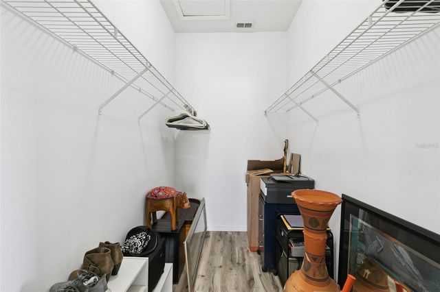 1004 MEGAN LYNN COURT, St Cloud, FL 34772