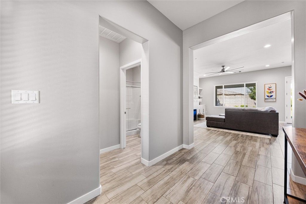Image 20 of property listing at 11712 Caramella, Bakersfield, CA 93311