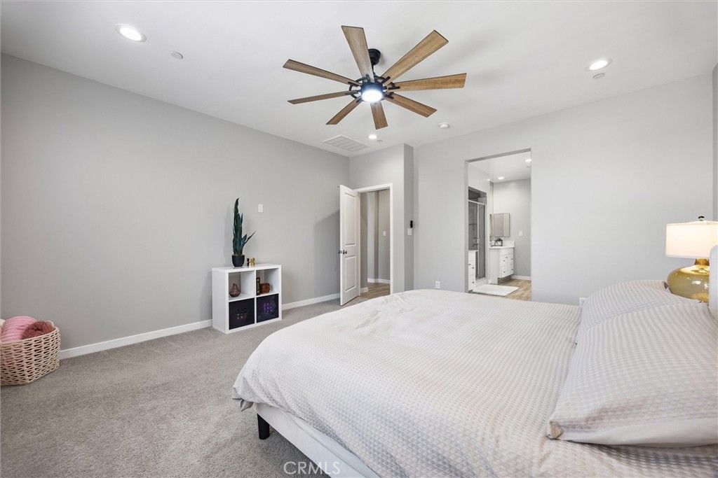 Image 40 of property listing at 11712 Caramella, Bakersfield, CA 93311
