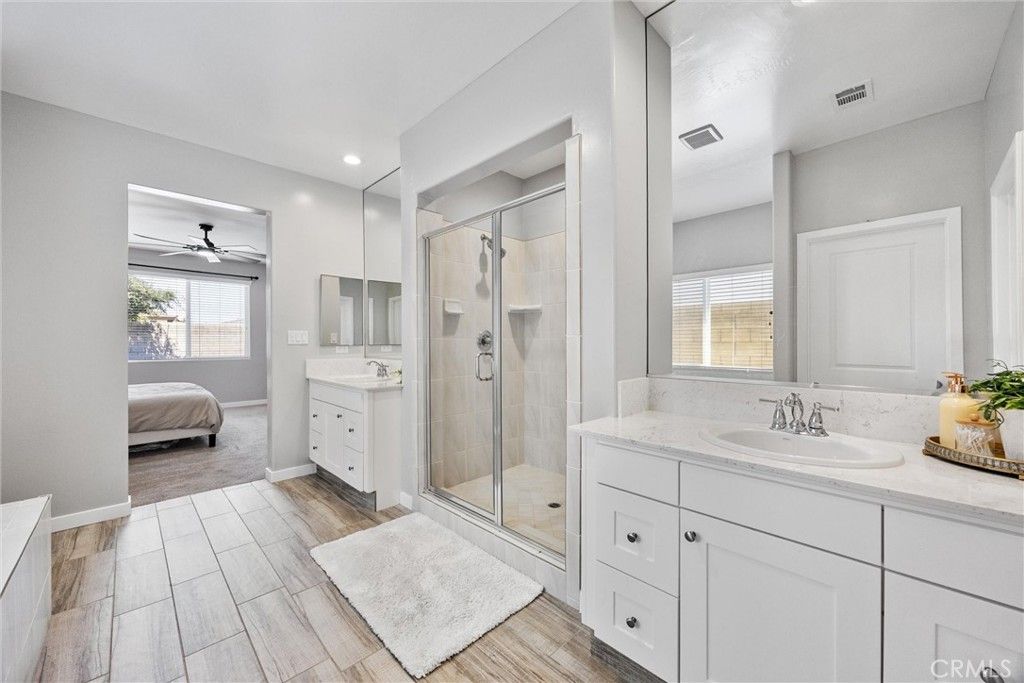 Image 43 of property listing at 11712 Caramella, Bakersfield, CA 93311