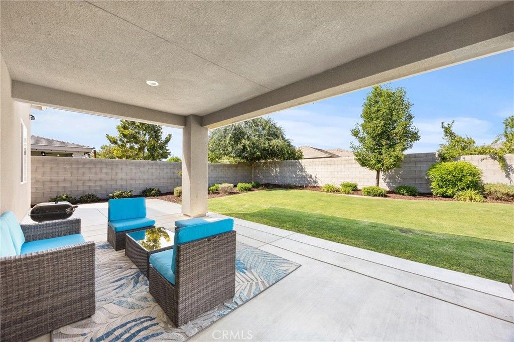 Image 55 of property listing at 11712 Caramella, Bakersfield, CA 93311