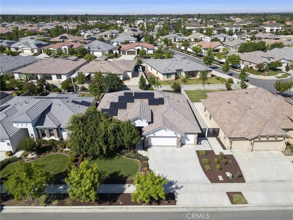 Image 6 of property listing at 11712 Caramella, Bakersfield, CA 93311