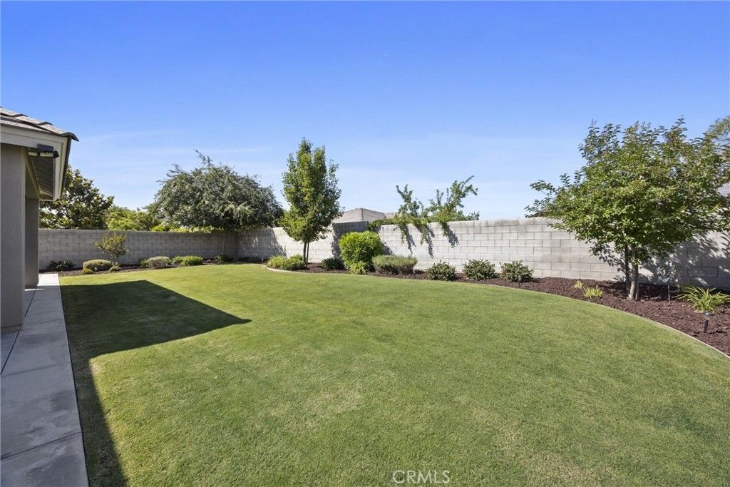 Image 60 of property listing at 11712 Caramella, Bakersfield, CA 93311