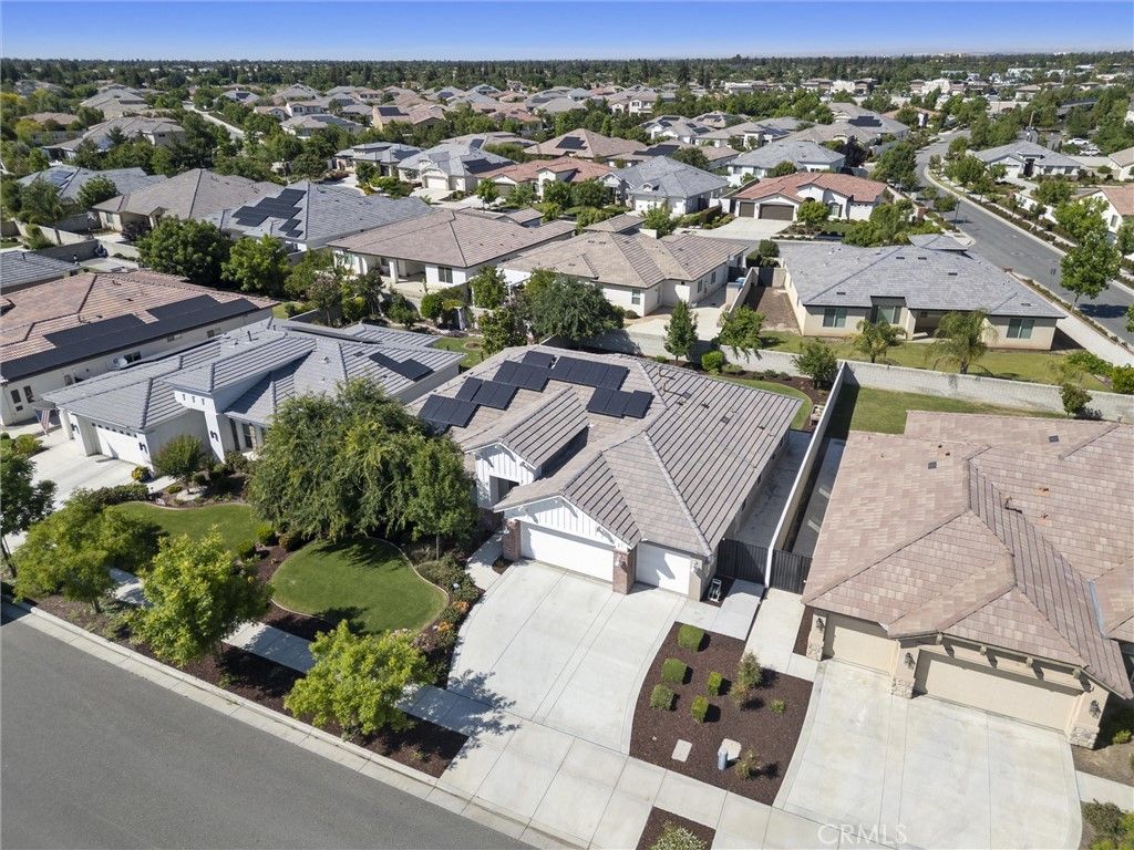 Image 7 of property listing at 11712 Caramella, Bakersfield, CA 93311