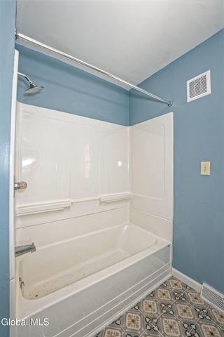 109 Schermerhorn Road, Rotterdam, NY 12306