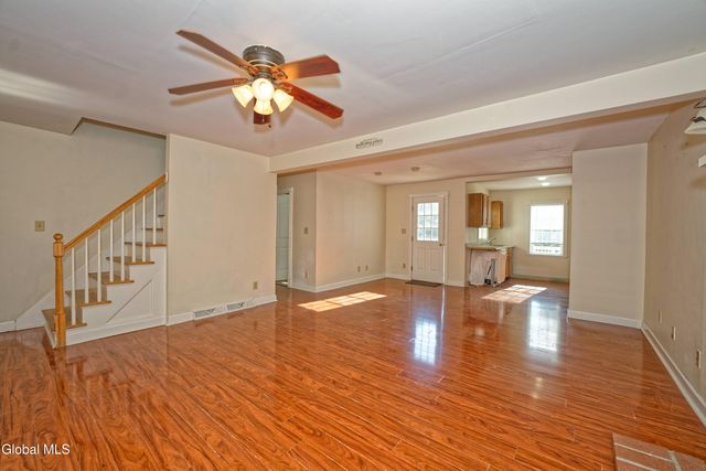 109 Schermerhorn Road, Rotterdam, NY 12306