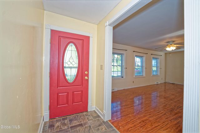 109 Schermerhorn Road, Rotterdam, NY 12306