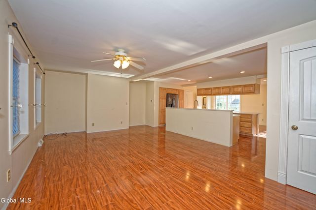 109 Schermerhorn Road, Rotterdam, NY 12306