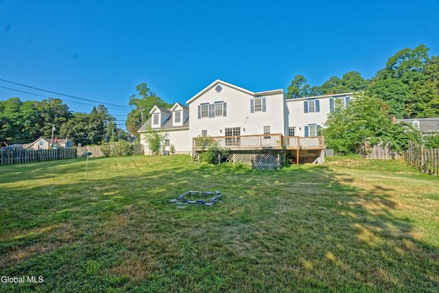 109 Schermerhorn Road, Rotterdam, NY 12306