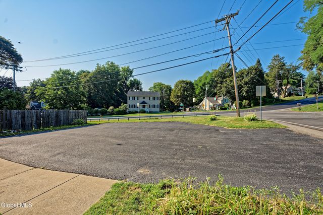 109 Schermerhorn Road, Rotterdam, NY 12306