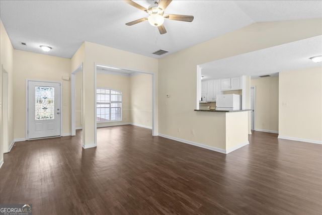 128 Rendition Drive, Mcdonough, GA 30253