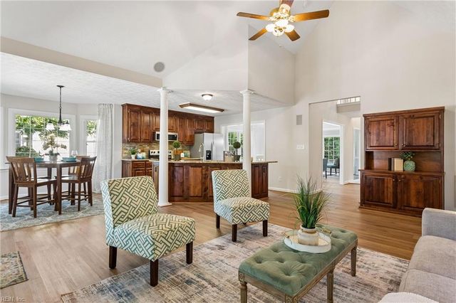 232 Pasture LN, Yorktown, VA 23693