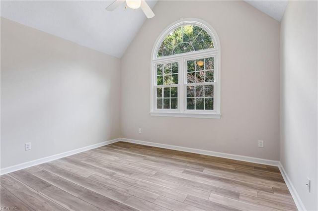 232 Pasture LN, Yorktown, VA 23693