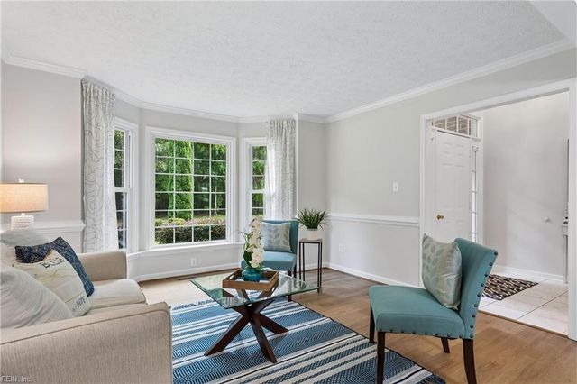 232 Pasture LN, Yorktown, VA 23693